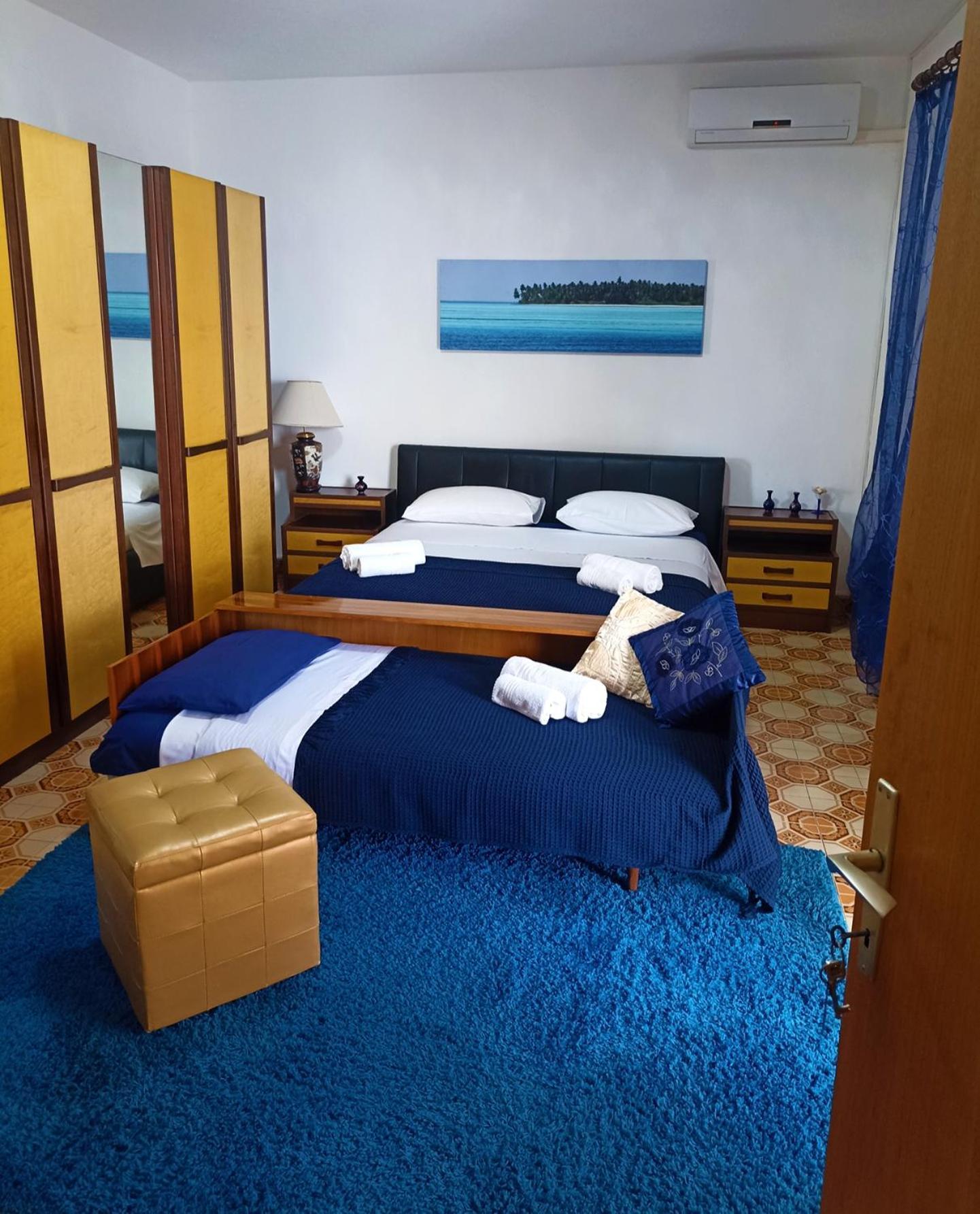 Apartments Villa Laura Pula Ngoại thất bức ảnh